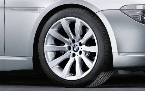 BMW Alufelge Sternspeiche 218 silber 8,5Jx19 ET14  6er E63/E64 Vorderachse