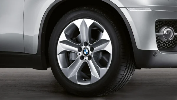 BMW Alufelge Sternspeiche 232 silber 9Jx19 ET48 X6 E71/E72 Vorderachse
