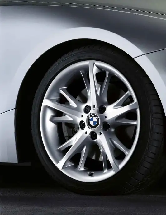 BMW Alufelge Sternspeiche 241 silber 8J ET47 Z4 E85/E86 Vorderach