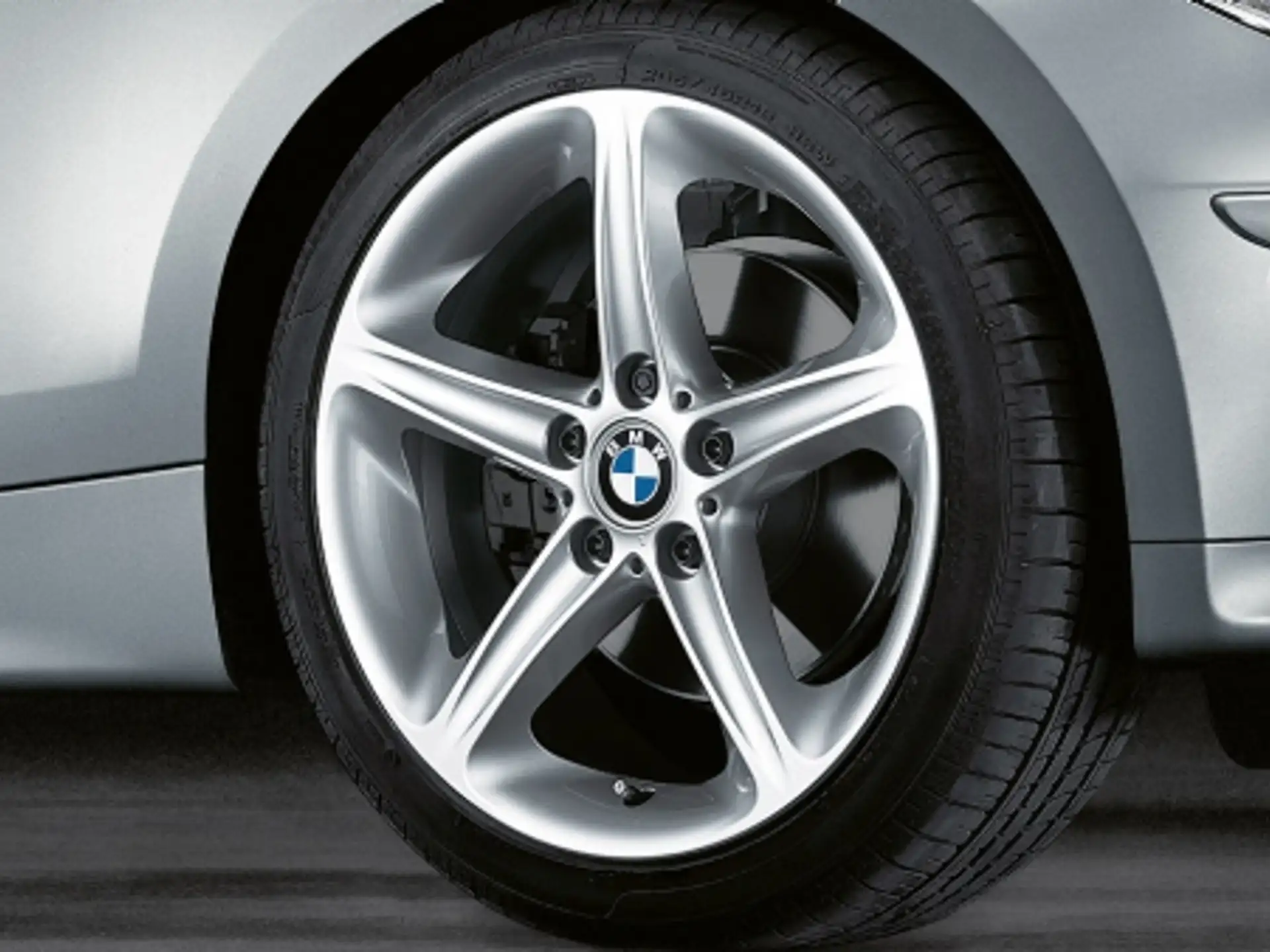BMW Alufelge Sternspeiche 264 silber 8,5Jx18 ET52 1er E81/E82/E87/E88 Hinterachse