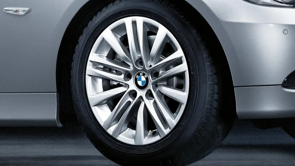 BMW Alufelge Sternspeiche 283 silber 7Jx16 ET34  3er E90/E91 Vorderachse/Hinterachse