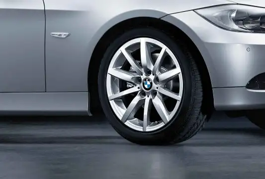 BMW Alufelge Sternspeiche 286 silber 8,5J ET39 3er E90/E91/E92/E9
