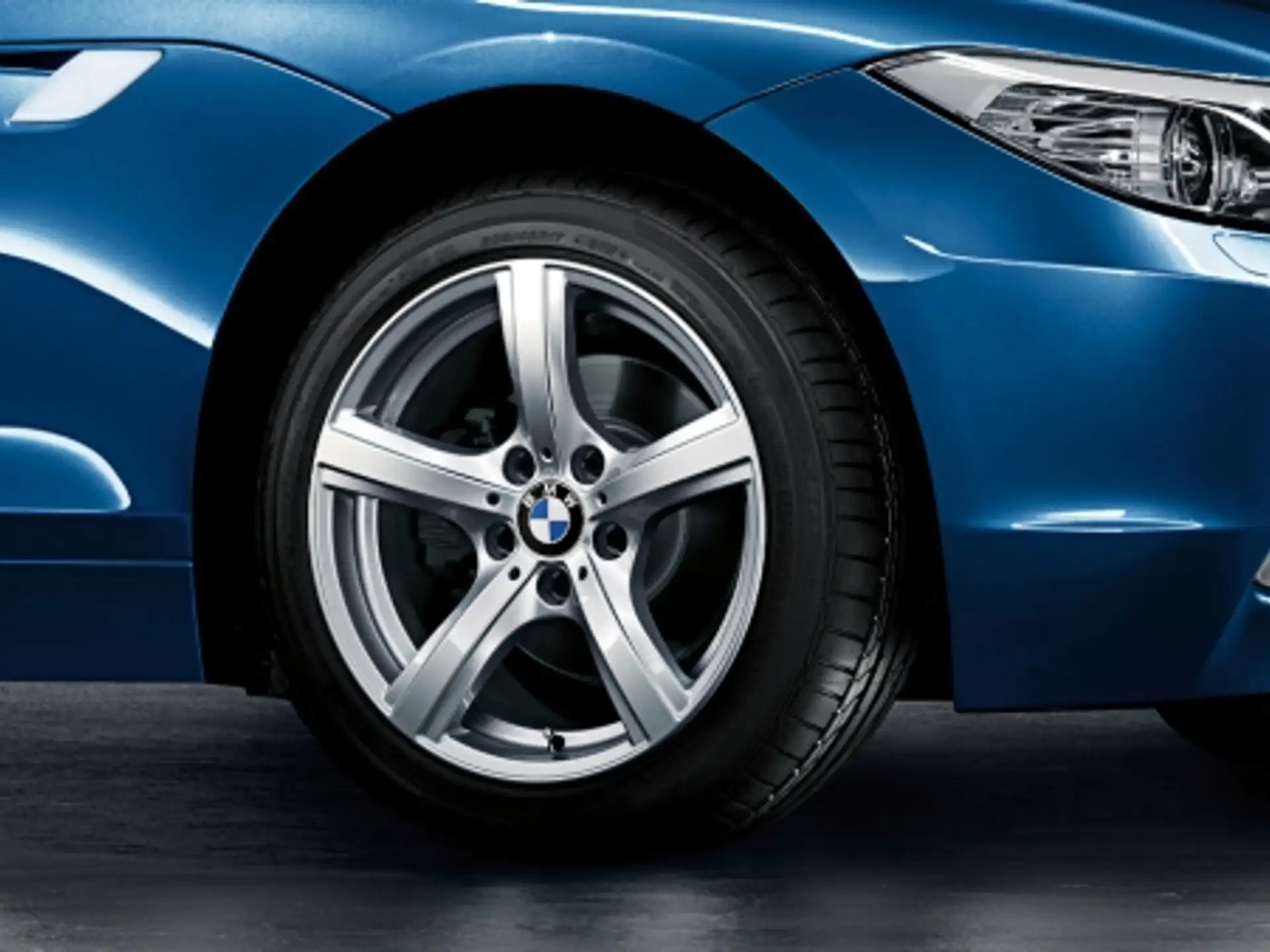 BMW Alufelge Sternspeiche 290 silber 8Jx17 ET29 Z4 E89 Vorderachse/Hinterachse
