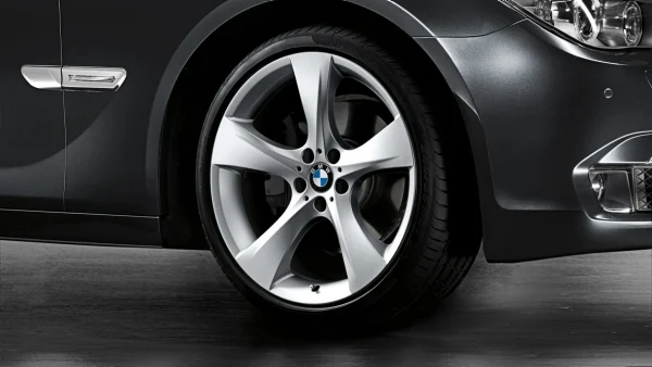 BMW Alufelge Sternspeiche 311 silber 9Jx19 ET41 X1 E84 