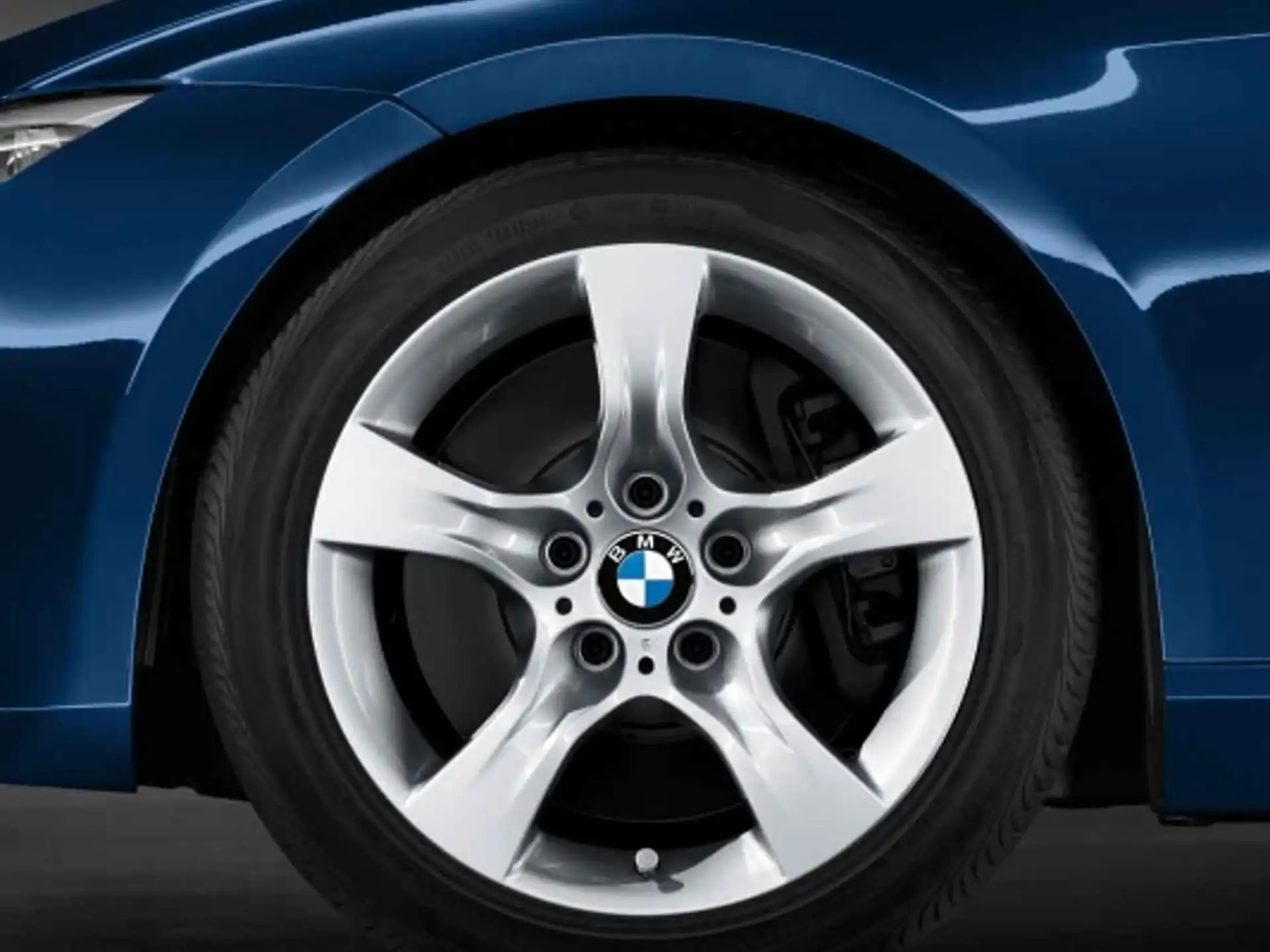 BMW Alufelge Sternspeiche 339 silber 8Jx17 ET34 3er E90/E91/E92/E93 Vorderachse/Hinterachse