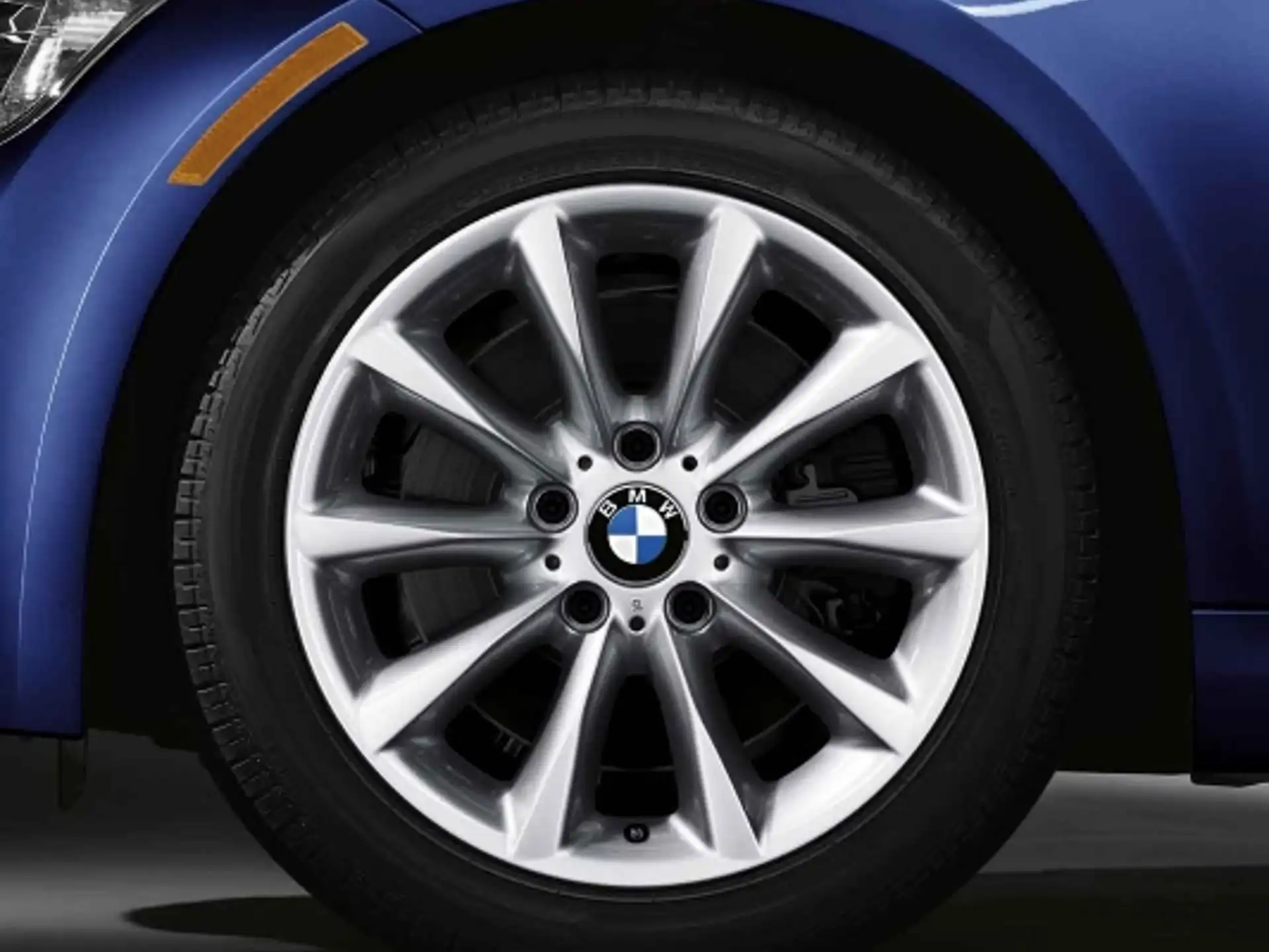 BMW Alufelge Sternspeiche 340 silber 8,5Jx17 ET37 3er E90/E91/E92/E93 Hinterachse