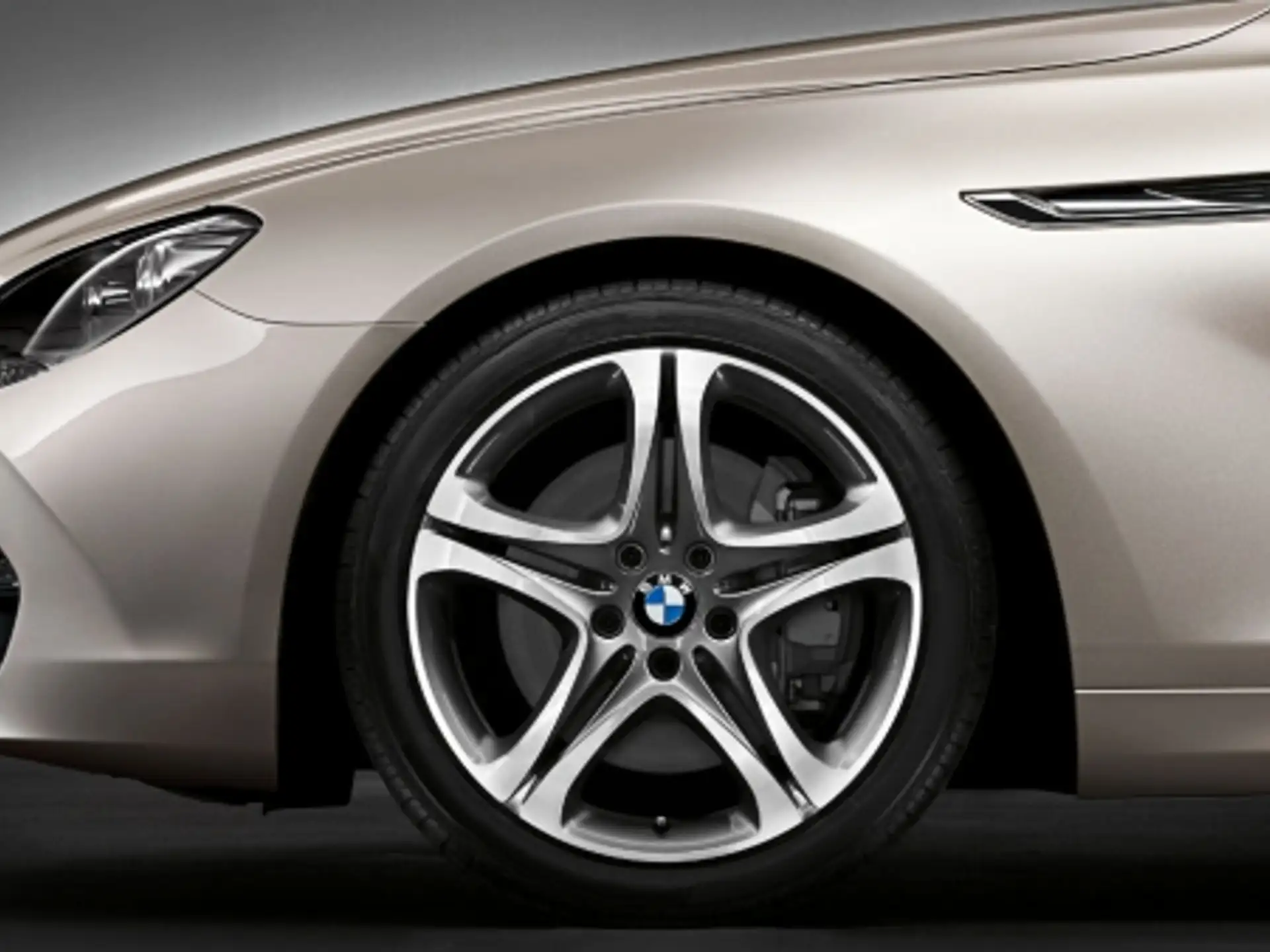 BMW Alufelge Sternspeiche 367 silber/glanzgdreht 9Jx19 ET44 5er F10 6er F06/F12/F13