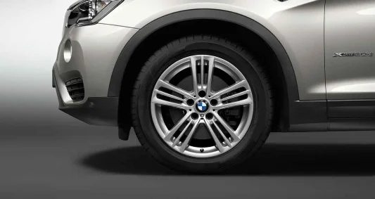BMW Alufelge Sternspeiche 368 silber 8Jx18 ET43 X3 F25 X4 F26 Vorderachse/Hinterachse