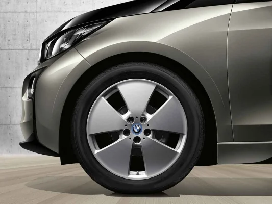 BMW Alufelge Sternspeiche 427 geschmiedet 5,5Jx19 ET53 i3 I01