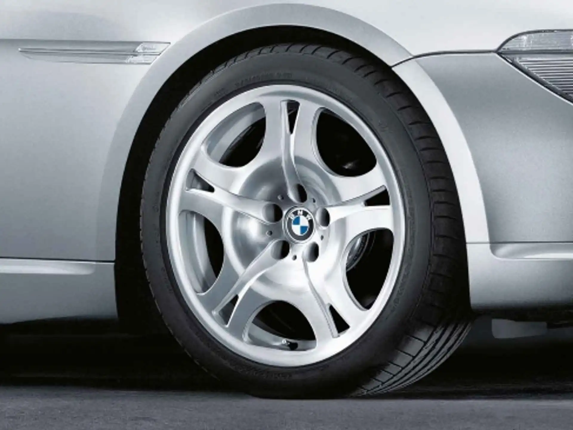 BMW Alufelge Sternspeiche 92 8,5J x 19 ET 14 Poliert Vorderachse