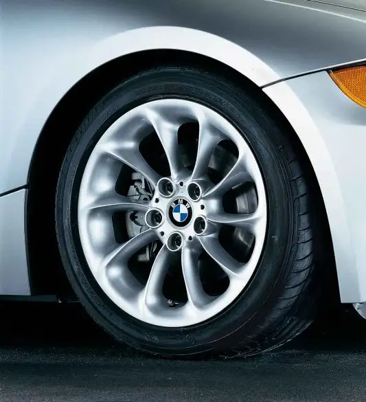 BMW Alufelge Turbinenstyling 106 8J ET47 Silber Z4 E85 Vorderachs
