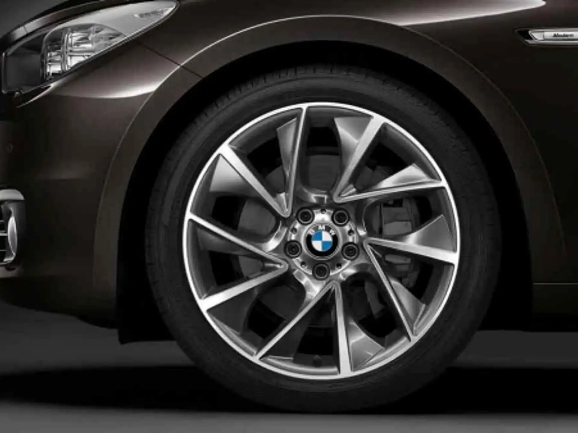 BMW Alufelge Turbinenstyling 457 silber/glanzgedreht 8,5Jx20 ET25 5er F07 GT 7er F01/F02/F04