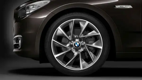 BMW Alufelge Turbinenstyling 457 silber/glanzgedreht 8,5J ET25 5e