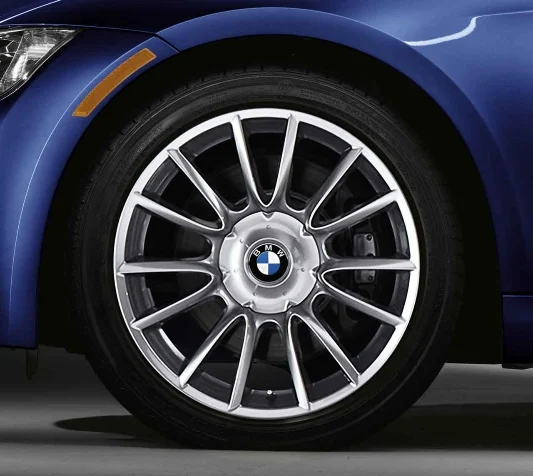 BMW Alufelge Individual V-Speiche 152 silber 8,5J x 18 ET 50 Hinterachse