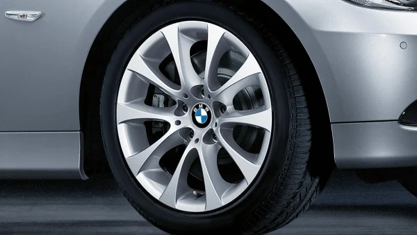 BMW Alufelge V-Speiche 188 silber 8,5Jx17 ET37 3er E90/E91/E92/E93 Hinterachse