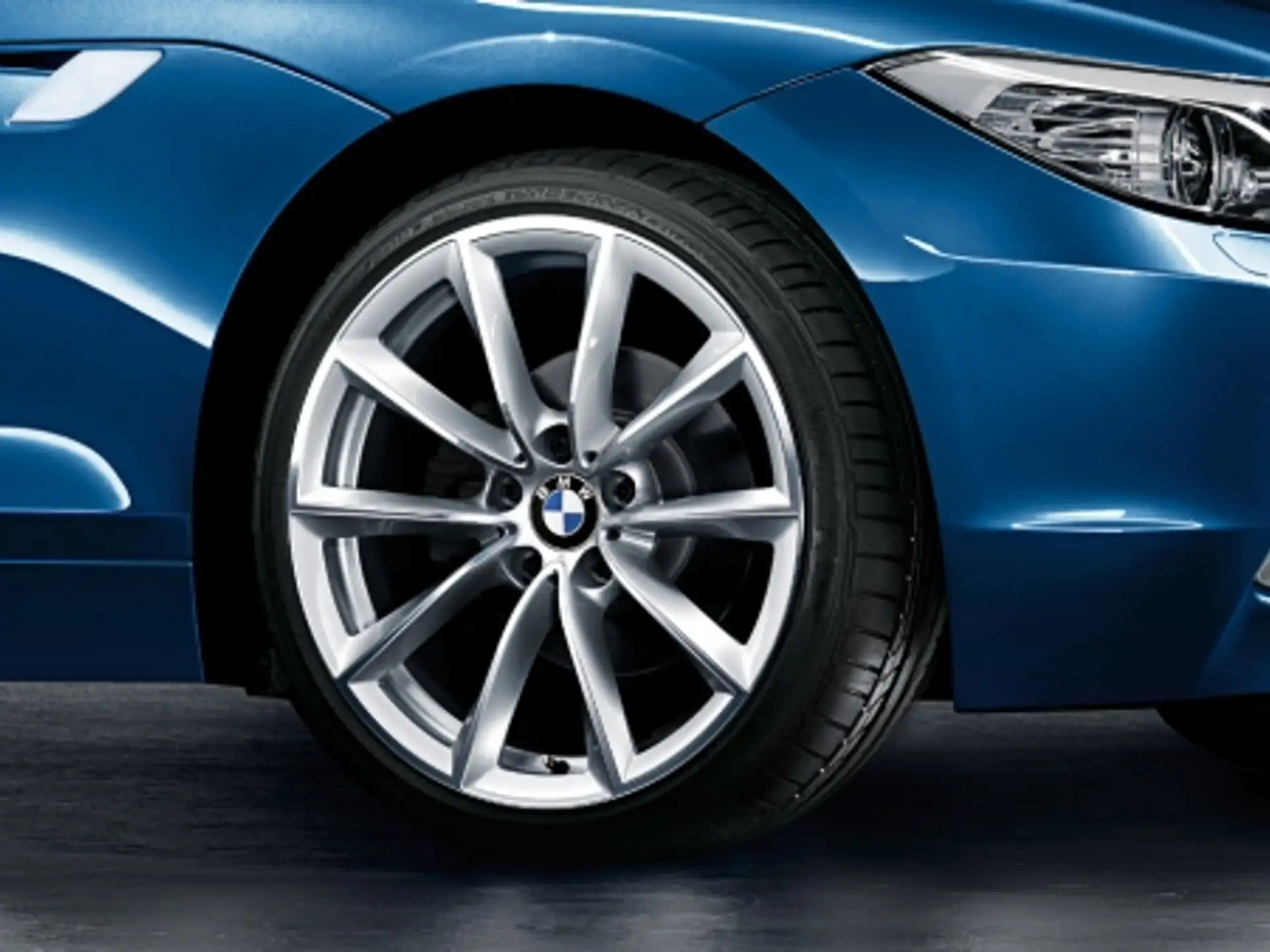 BMW Alufelge V-Speiche 296 silber 8Jx19 ET29 Z4 E89 Vorderachse
