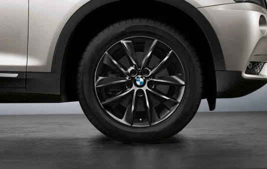 BMW Alufelge V-Speiche 307 schwarz 8J x 18 ET 43 Vorderachse / Hinterachse