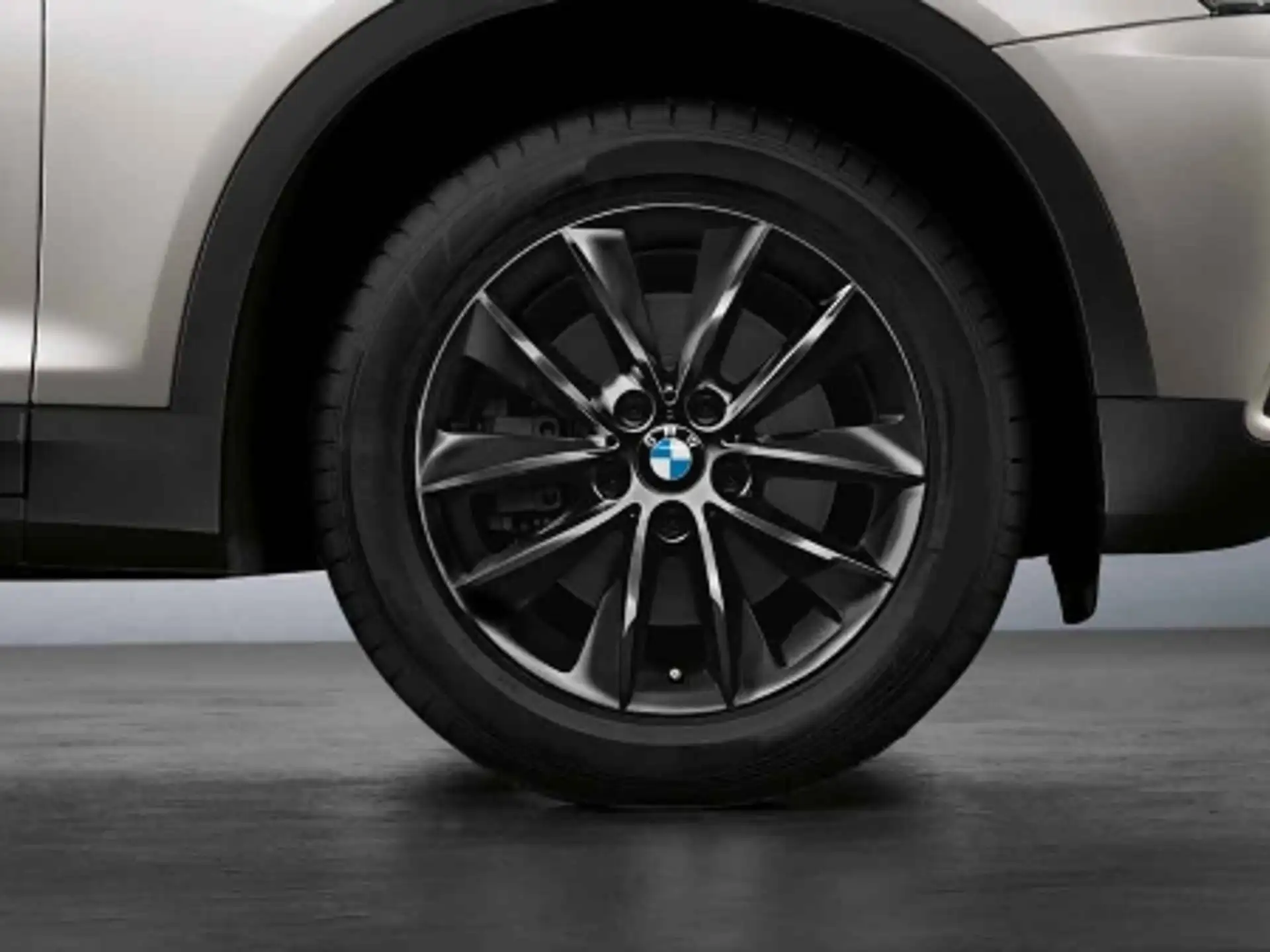 BMW Alufelge V-Speiche 307 schwarz 8J x 18 ET 43 Vorderachse / Hinterachse