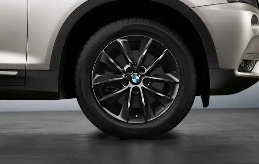 BMW Alufelge V-Speiche 307 schwarz 8J x 18 ET 43 Vorderachse / Hi