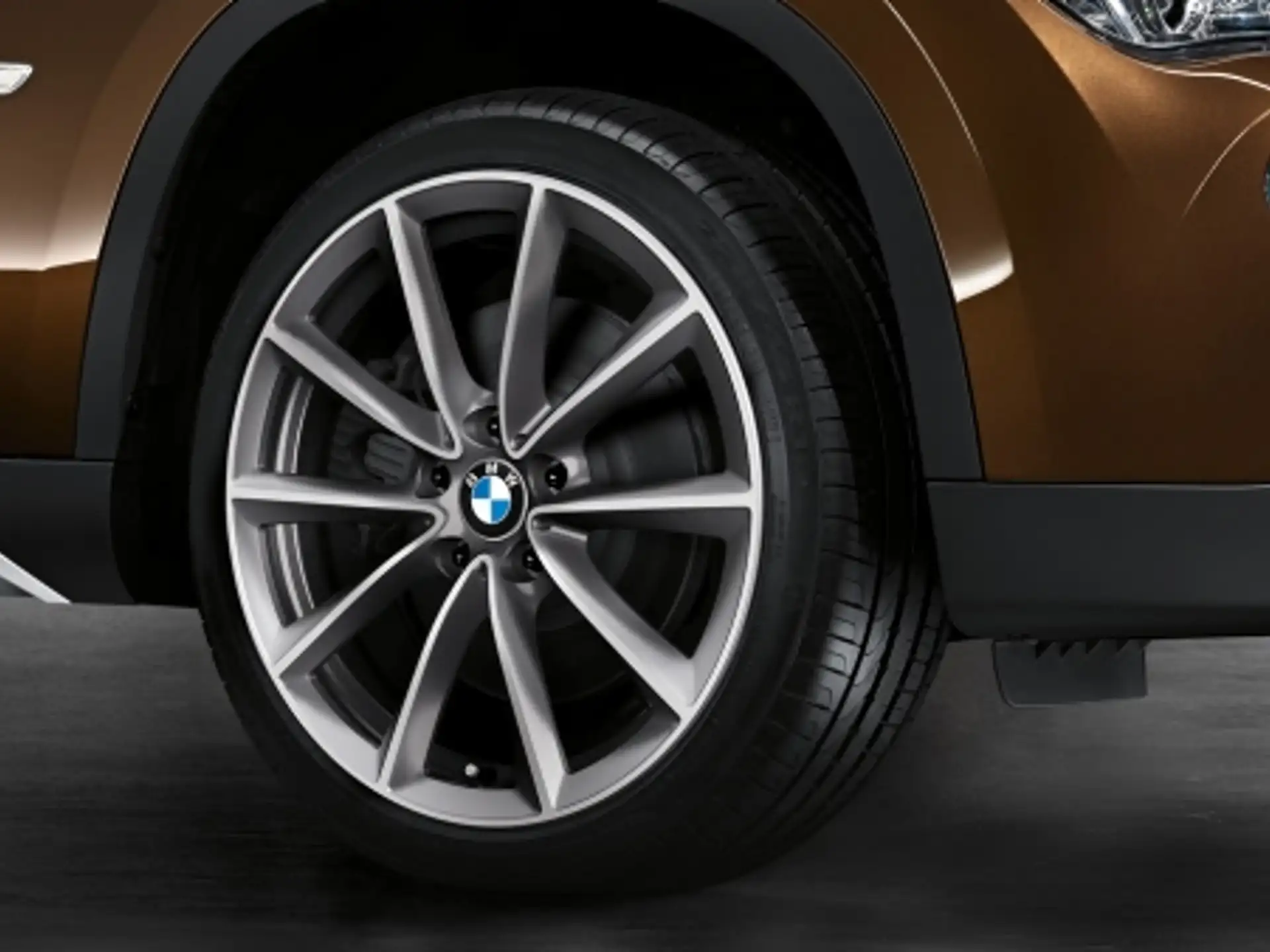 BMW Alufelge V-Speiche 324 silber/glanzgedreht 8Jx19 ET30 X1 E84