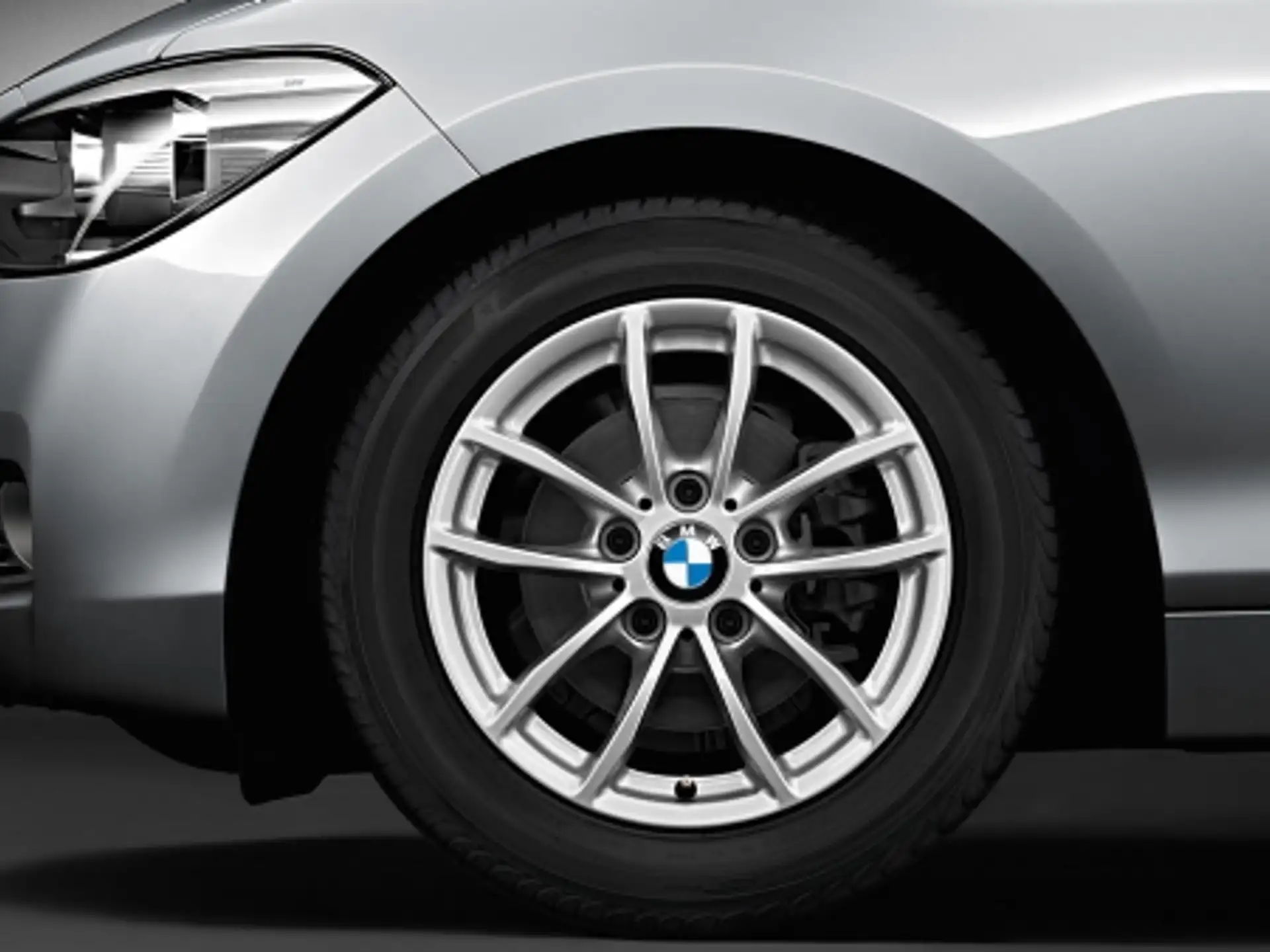 BMW Alufelge V-Speiche 378 16 Zoll silber