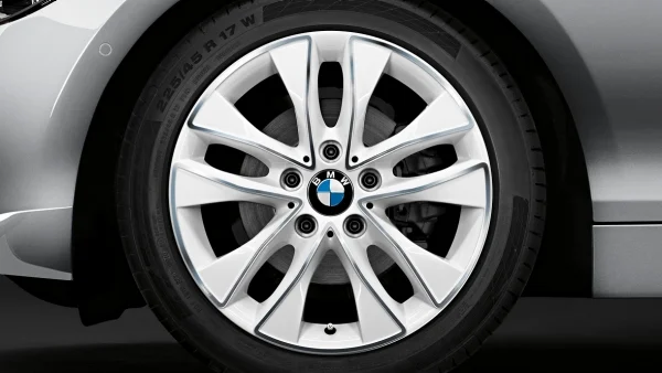 BMW Alufelge V-Speiche 412 alpinweiss/glanzgedreht 7,5Jx17 ET43 1er F20/F21 2er F22/F23