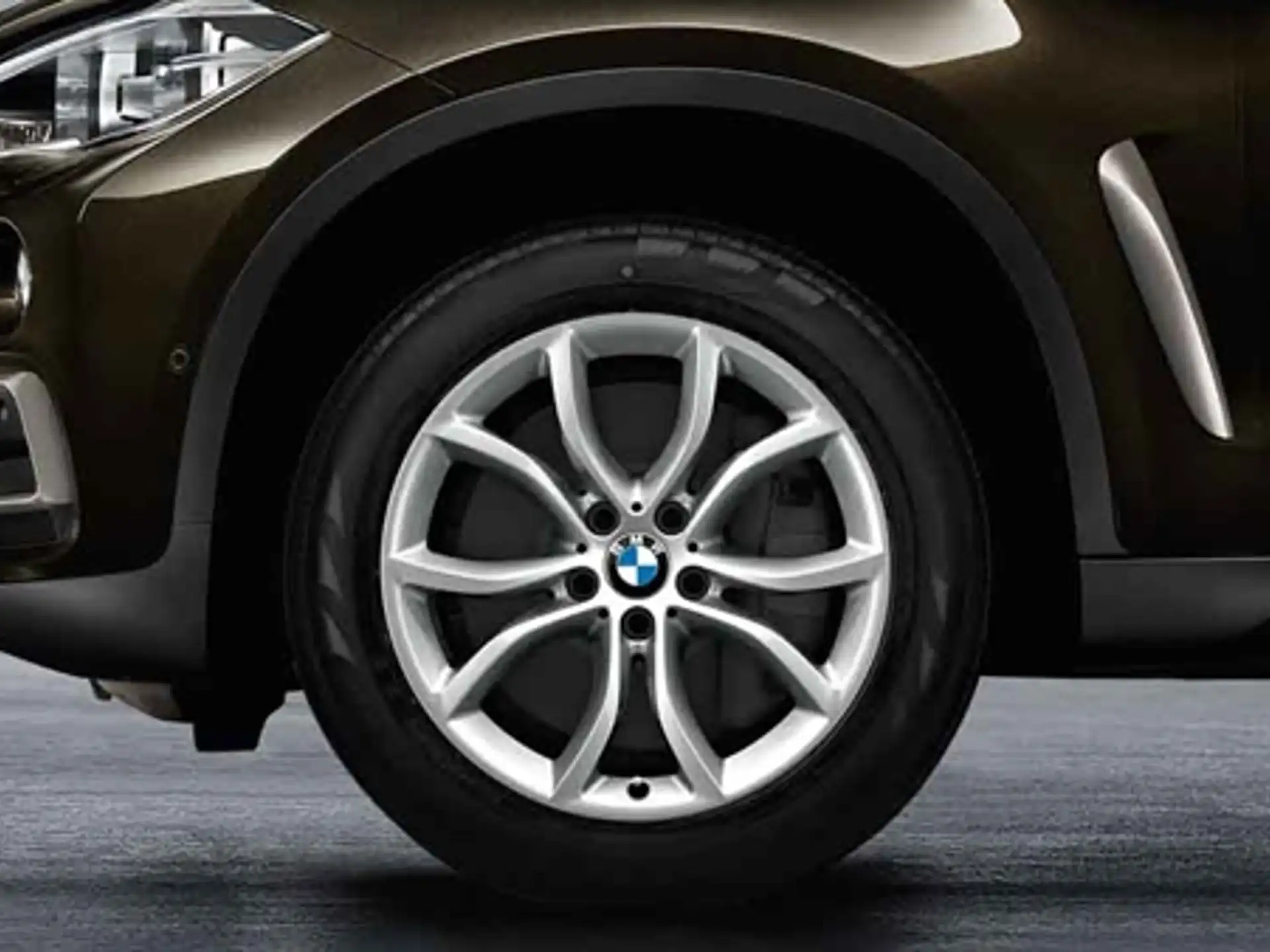 BMW Alufelge V-Speiche 594 silber 9Jx19 ET48 X6 F16 Vorderachse/Hinterachse