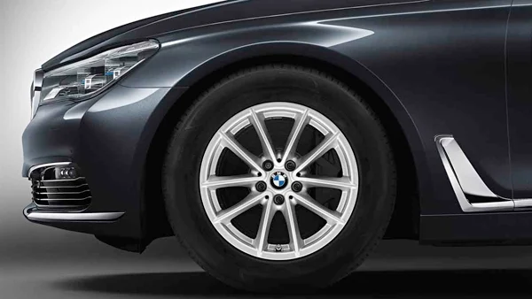 BMW Alufelge V-Speiche 618 silber 7,5J x 17 ET 27 Vorderachse Hinterachse 5er G30 G31 7er G11 G12