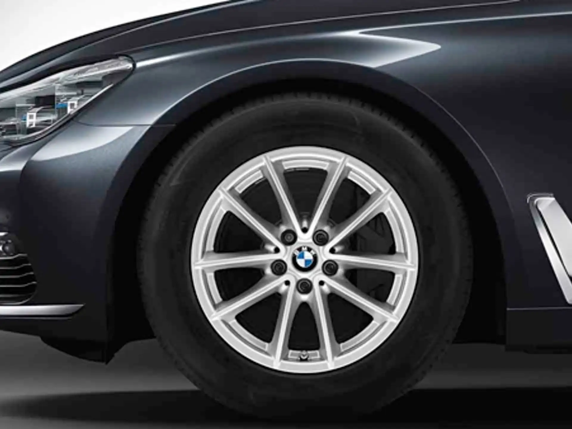 BMW Alufelge V-Speiche 618 silber 7,5J x 17 ET 27 Vorderachse / Hinterachse