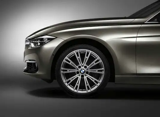 BMW Alufelge Individual V-Speiche 626 silber 8J ET36 3er F30/F31