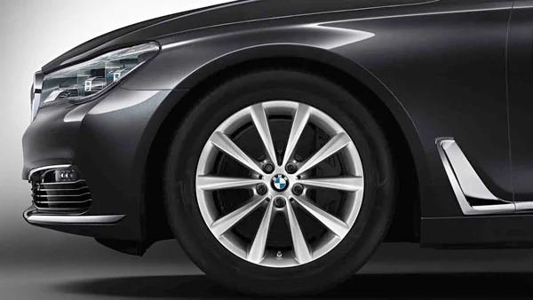 BMW Alufelge V-Speiche 642 silber 18 Zoll Vorderachse Hinterachse 7er