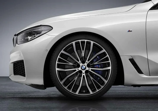 BMW Alufelge V-Speiche 687 schwarz/glanzgedreht 8,5Jx21 ET25 6er G32 GT 7er G11/G12