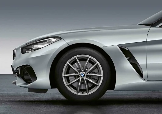 BMW Alufelge V-Speiche 768 reflexsilber VA Z4