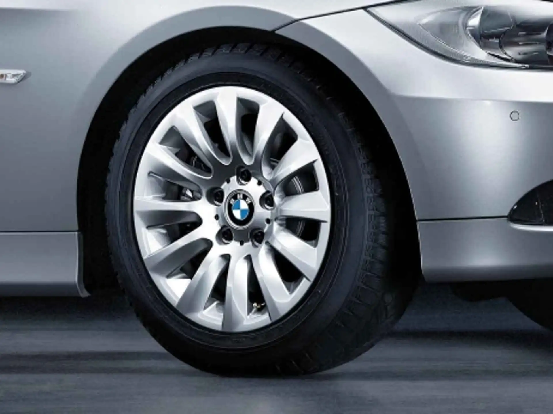 BMW Alufelge Vielspeiche 282 silber 7Jx16 ET31 3er E90/E91 Vorderachse/Hinterachse