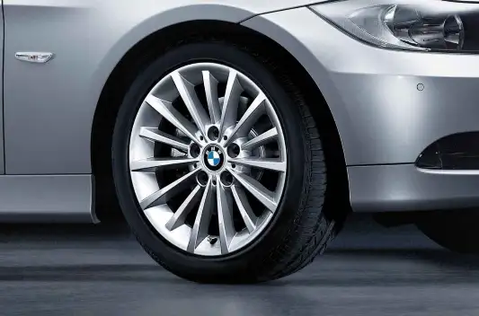 BMW Alufelge Vielspeiche 284 silber 8J ET34 3er E90/E91/E92/E93 V