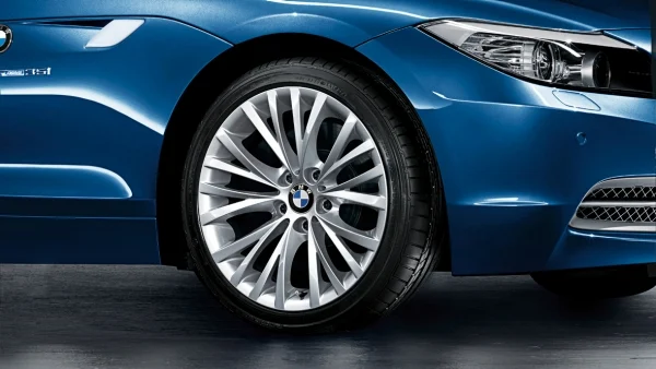 BMW Alufelge Vielspeiche 293 silber 8Jx18 ET29 Z4 E89 Vorderachse