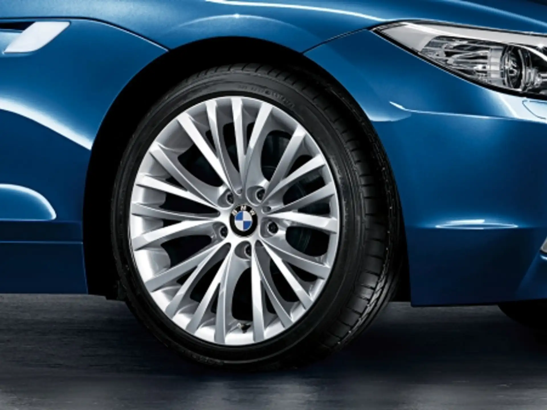 BMW Alufelge Vielspeiche 293 silber 8Jx18 ET29 Z4 E89 Vorderachse