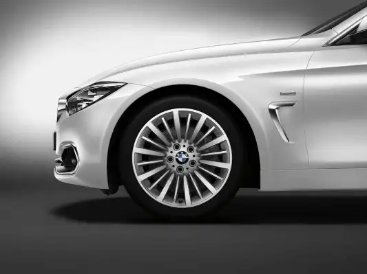 BMW Alufelge Vielspeiche 416 reflexsilber 8J x 18 ET 34 Vorderach