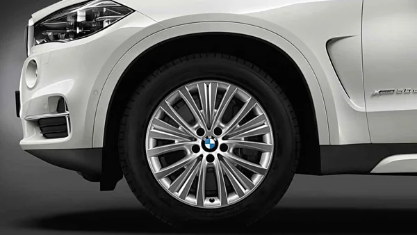 BMW Alufelge Vielspeiche 448 bicolor (silber/glanzgedreht) 9J x 19 ET 48 Vorderachse / Hinterachse