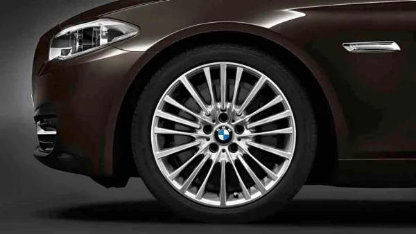 BMW Alufelge Vielspeiche 455 silber/glanzgedreht 8,5Jx19 ET33 5er F10/F11 6er F06/F12/F13