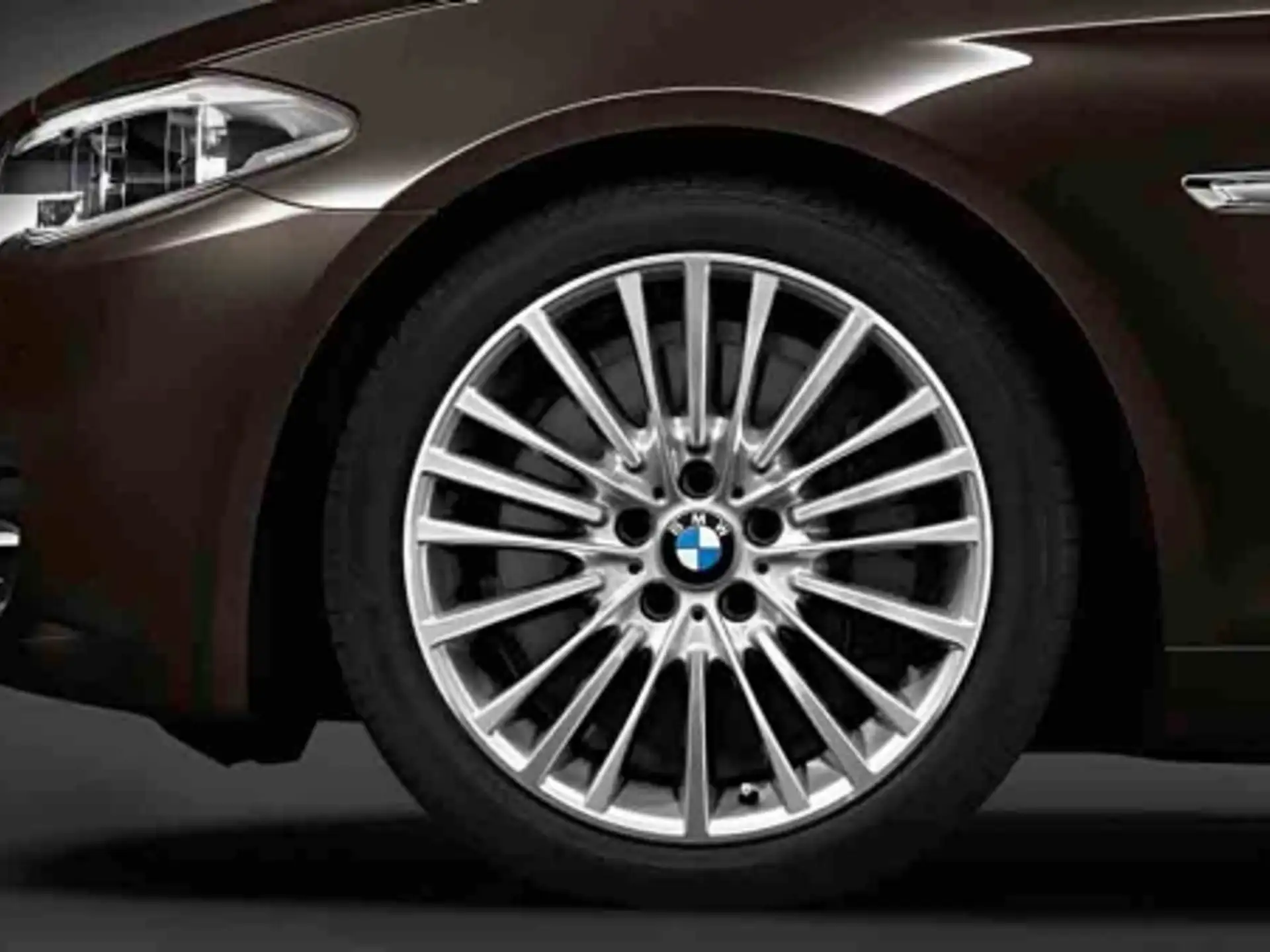 BMW Alufelge Vielspeiche 455 silber/glanzgedreht 8,5Jx19 ET33 5er F10/F11 6er F06/F12/F13