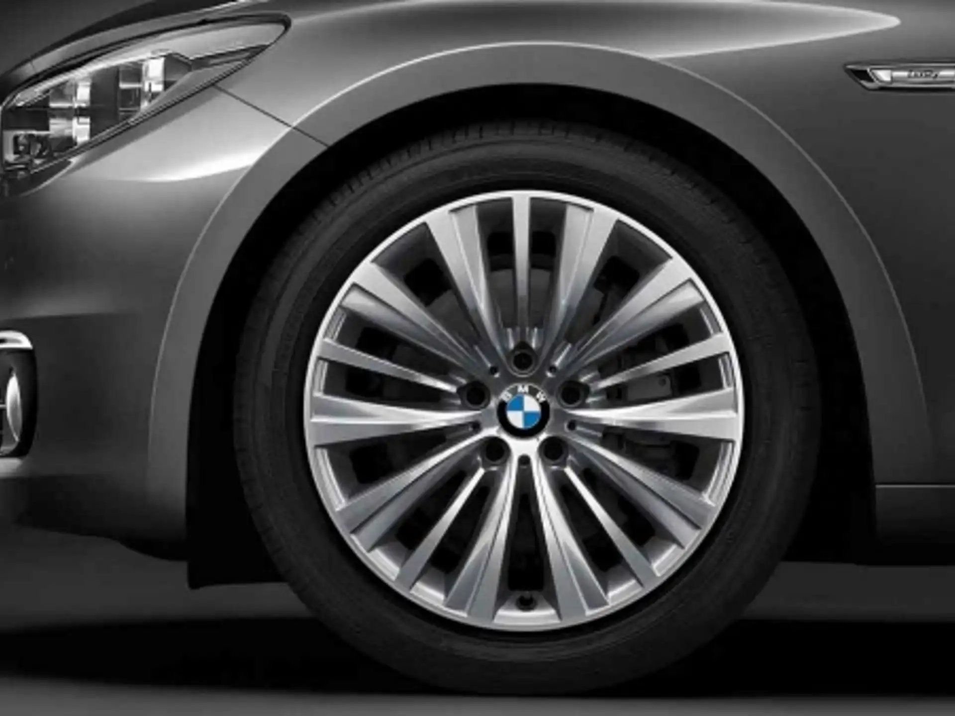BMW Alufelge Vielspeiche 458 silber/glanzgedreht 9,5Jx19 ET39 5er F07 GT 7er F01/F02/F04