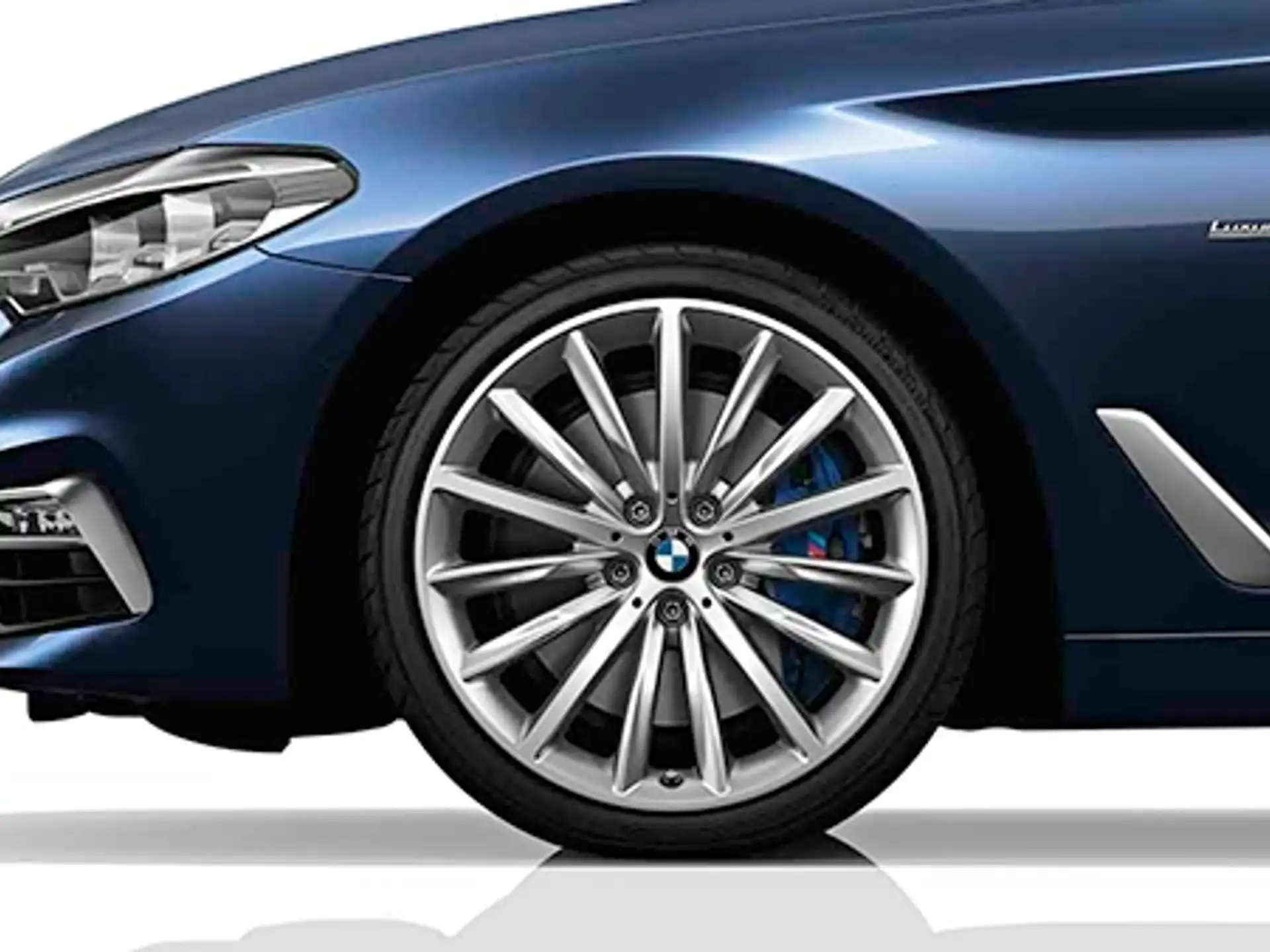BMW Alufelge Vielspeiche 633 reflexsilber 8J x 19 ET 30 Vorderachse / Hinterachse BMW 5er G30 G31
