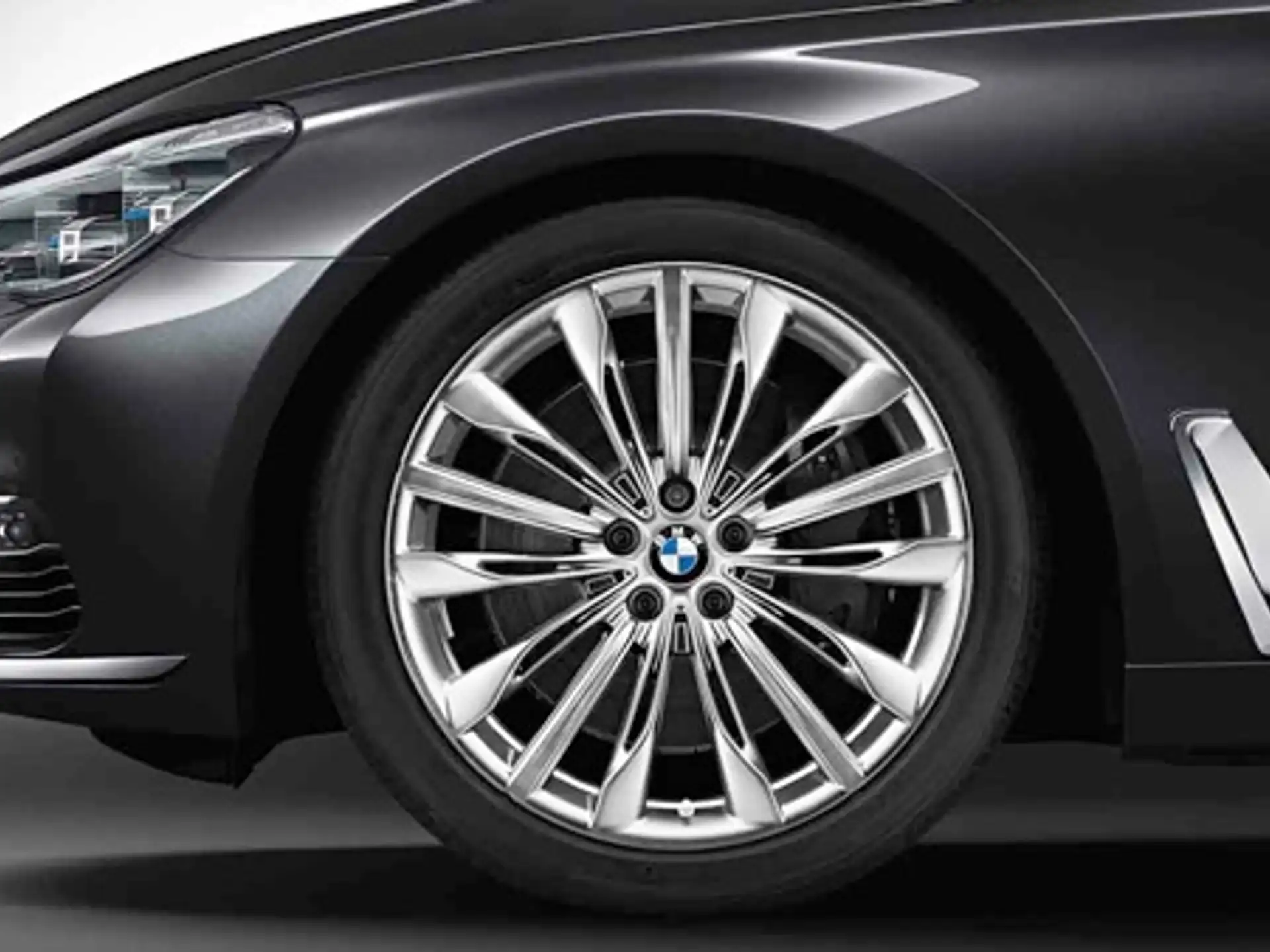 BMW Alufelge W-Speiche 646 poliert 8,5J x 20 ET 25 Vorderachse