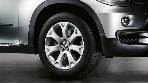 BMW Alufelge Y-Speiche 211 silber 9J ET48 X5 E70 Vorderachse / Hi