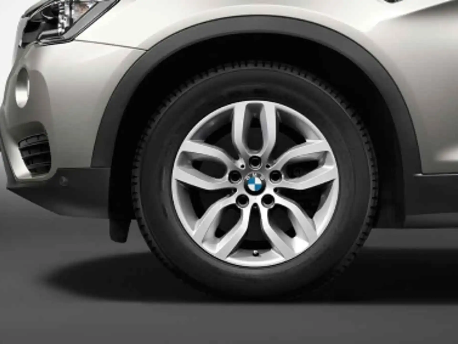 BMW Alufelge Y-Speiche 305 7,5J x 17 ET 32 Silber Vorderachse / Hinterachse