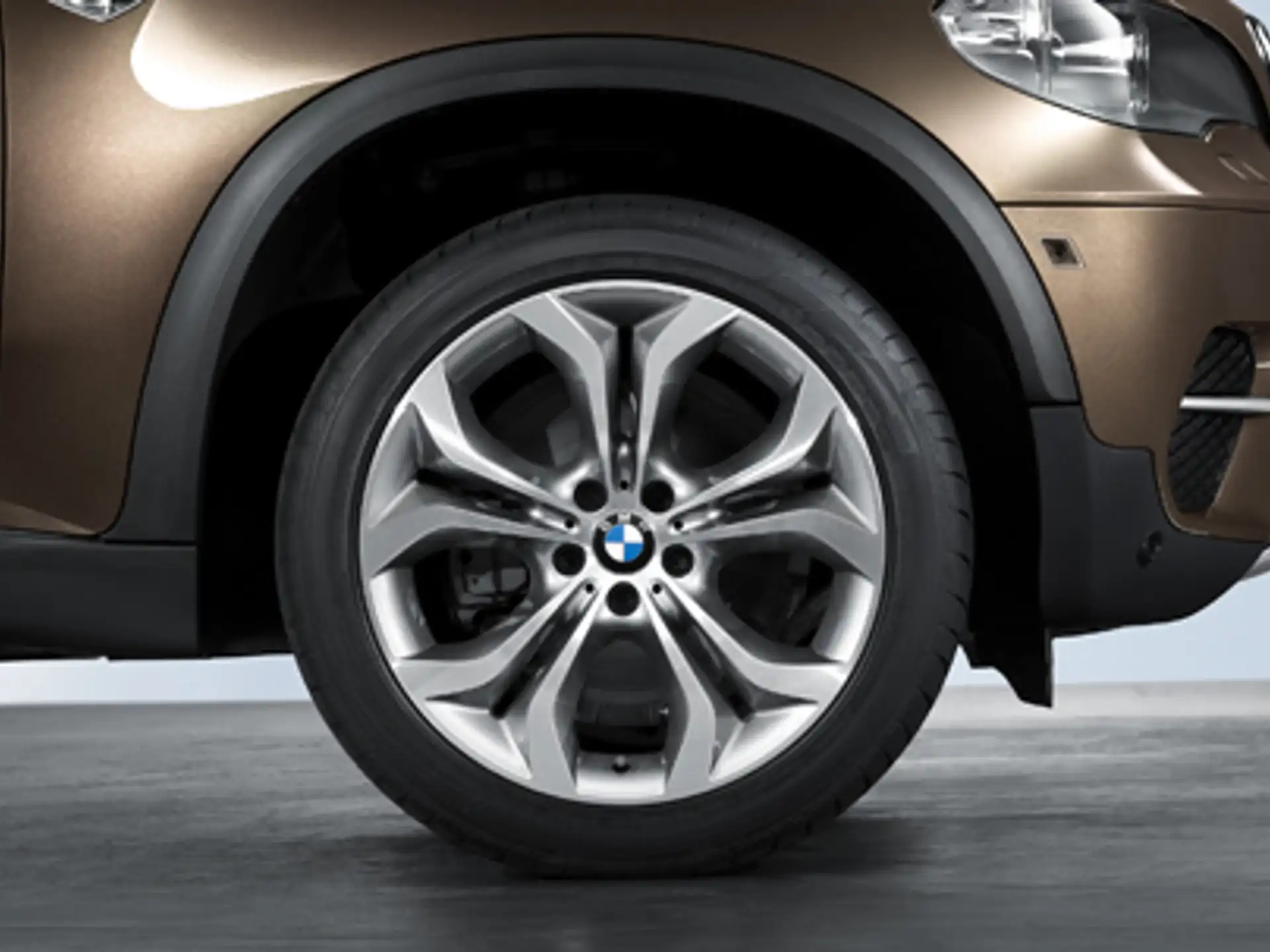 BMW Alufelge Y-Speiche 336 11J x 20 ET 37 Bicolor (Orbit Grau / glanzgedreht) Hinterachse