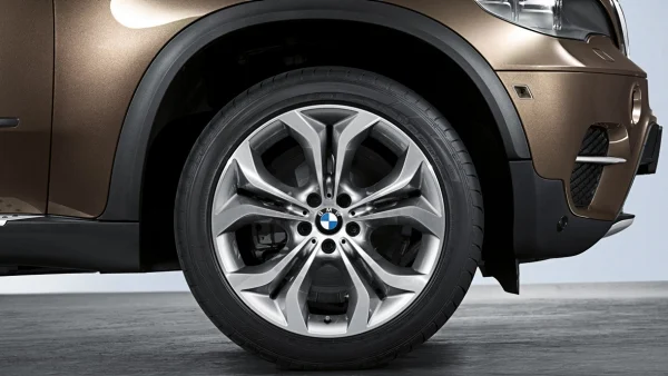 BMW Alufelge Y-Speiche 336 11J x 20 ET 37 Bicolor (Orbit Grau / glanzgedreht) Hinterachse