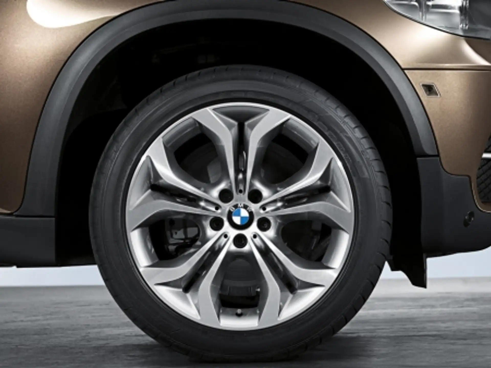 BMW Alufelge Y-Speiche 336 11J x 20 ET 37 Bicolor (Orbit Grau / glanzgedreht) Hinterachse
