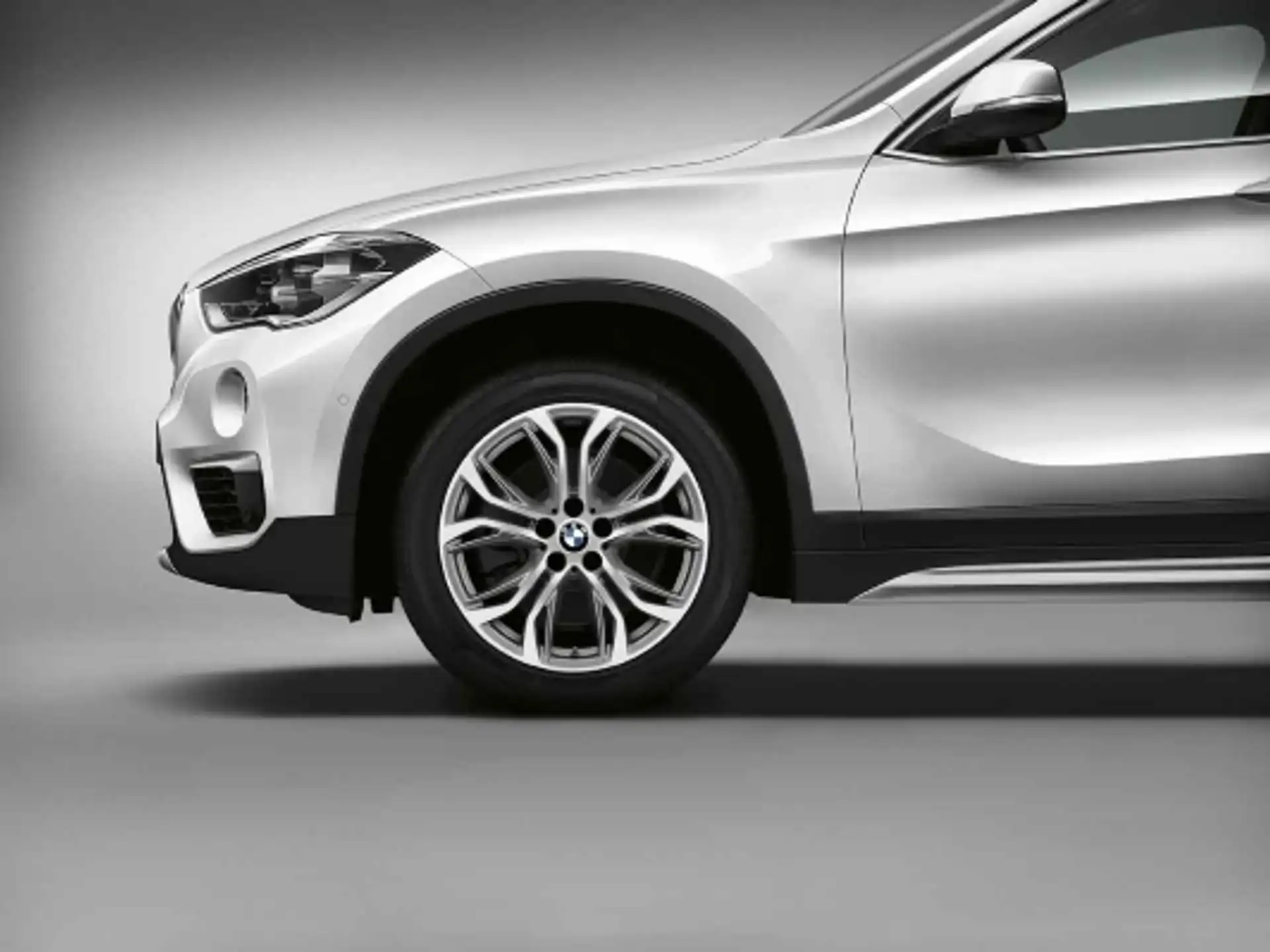 BMW Alufelge Y-Speiche 566 ferricgrey/glanzgedreht 7,5Jx18 ET51X1 F48 X2 F39 Vorderachse/Hinterachse